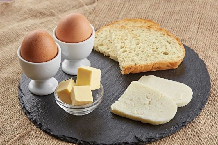 Yumurta, kərə yağı, qaymaq ziyanlıdır? - ARAŞDIRMA