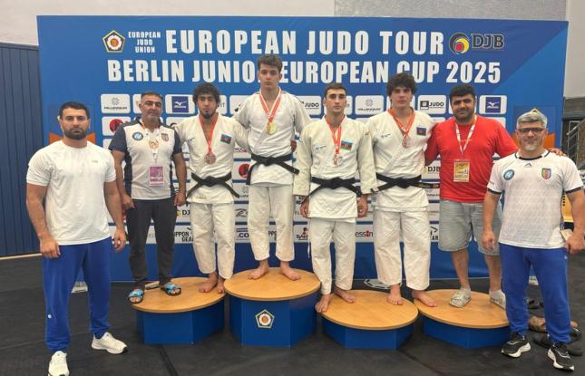 Cüdoçularımız Avropa Kubokunda 9 medal qazandı