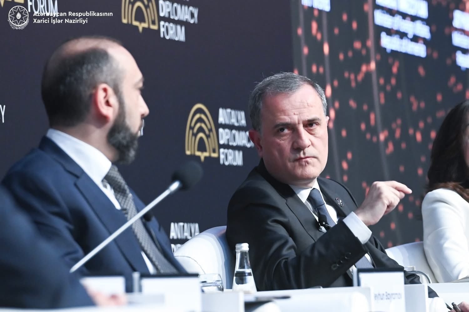 Antalya Forumunda diplomatik döyüş və ya Bayramov Mirzoyanı necə susdurdu?