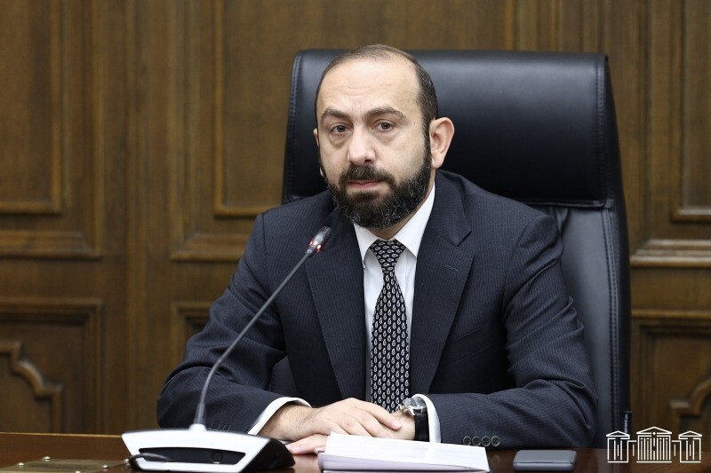Erməni nazirdən paradoks: Mirzoyan özü də bilmədən etiraf etdi