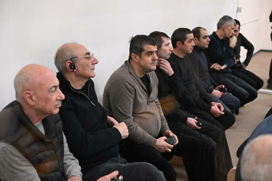 Məhkəmə zalında timsah göz yaşı və gizlədilməsi mümkün olmayan cinayət – FOTOFAKT