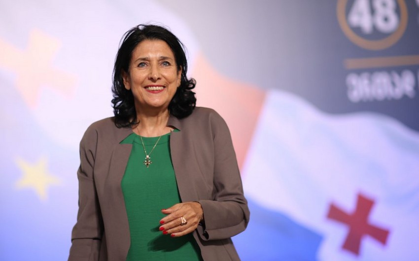 Salome Zurabişvilinin evinin yanında atışma