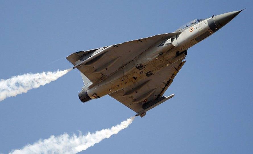 Hindistan ordusu yüksək döyüş hazırlığı vəziyyətinə gətirilib