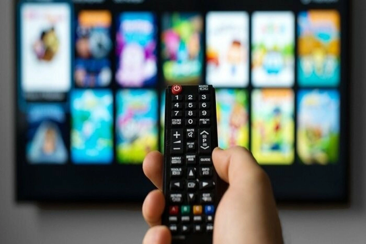 Azərbaycanda "erotik məzmuna" görə telekanal cərimələnib