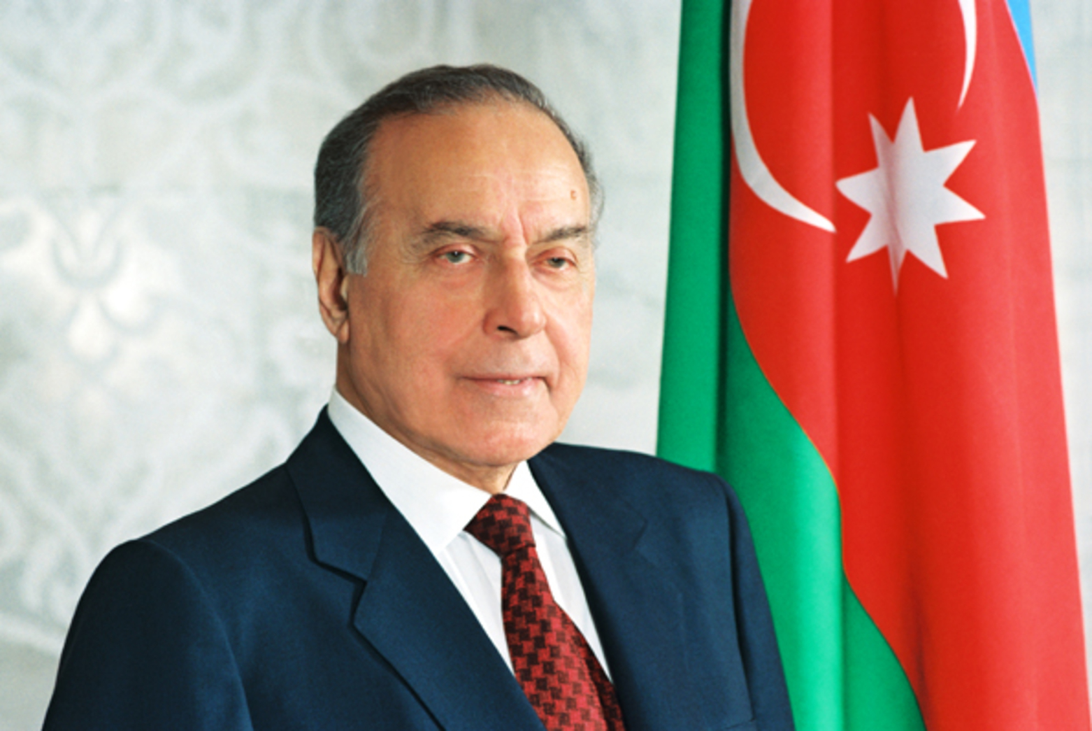 Akşin Hüseynov: "Heydər Əliyev Azərbaycanın inkişafının əsasını qoydu"