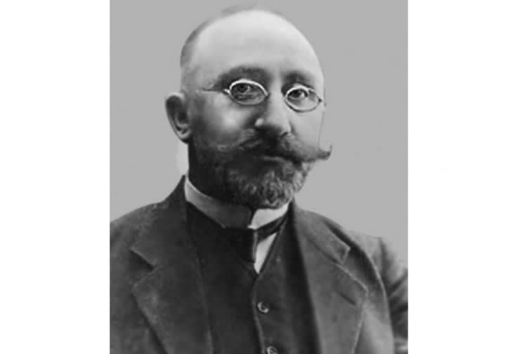 Azərbaycanlı Doktor Aybolit : "Uşaq tanrısı"
