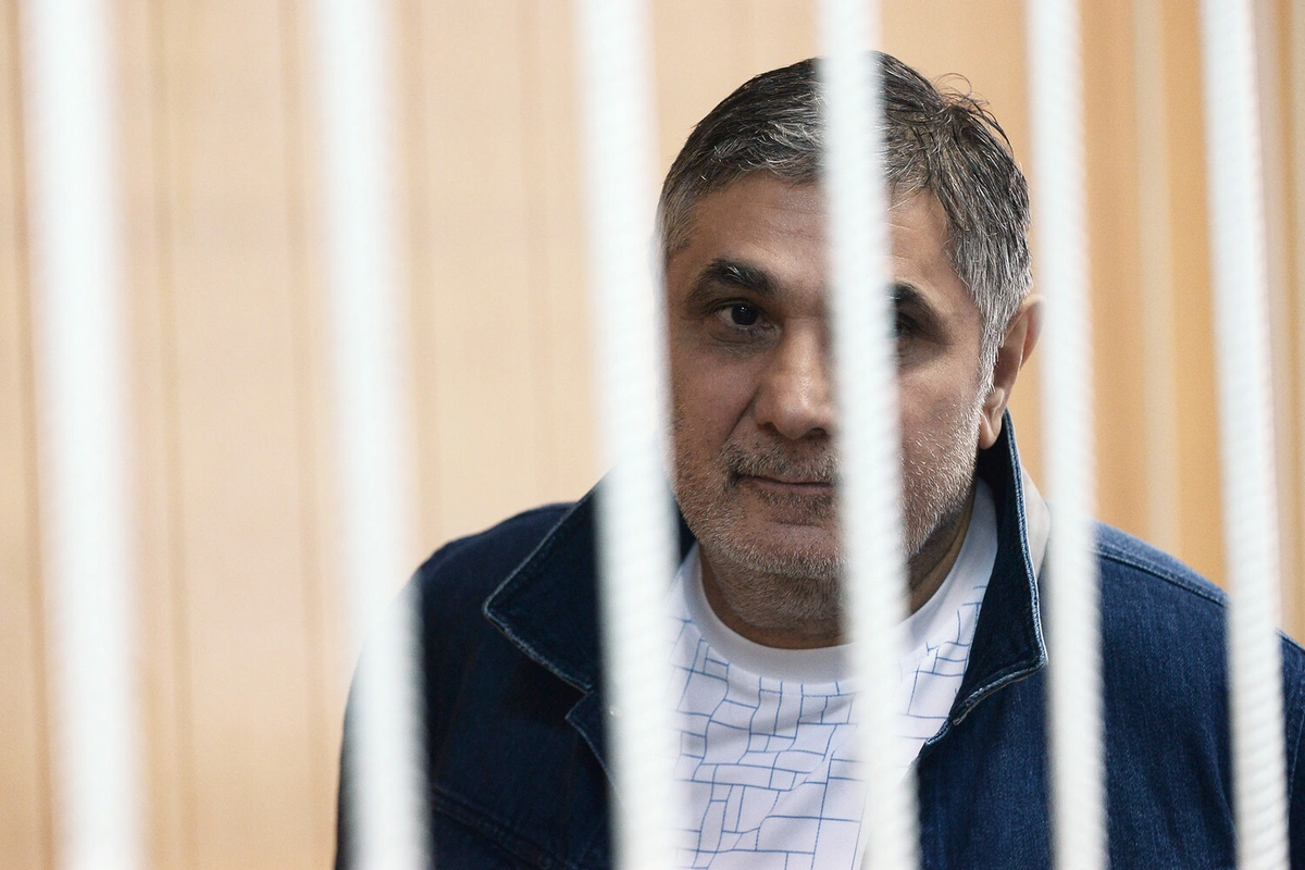 "Şakro Molodoy" Moskvanın bir nömrəli "qanuni oğrusu"nun "TAC"INI ALDI