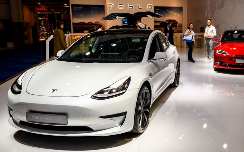 KİV: Tramp öz “Tesla”sını satmağı planlaşdırır