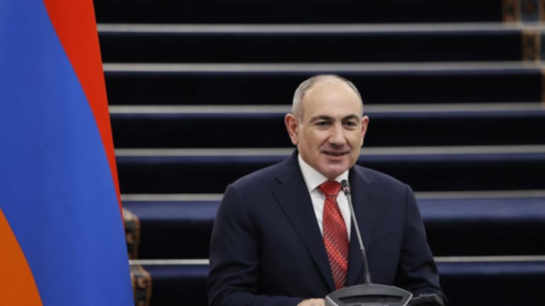 Paşinyanın bayram təbrikinin PƏRDƏARXASI