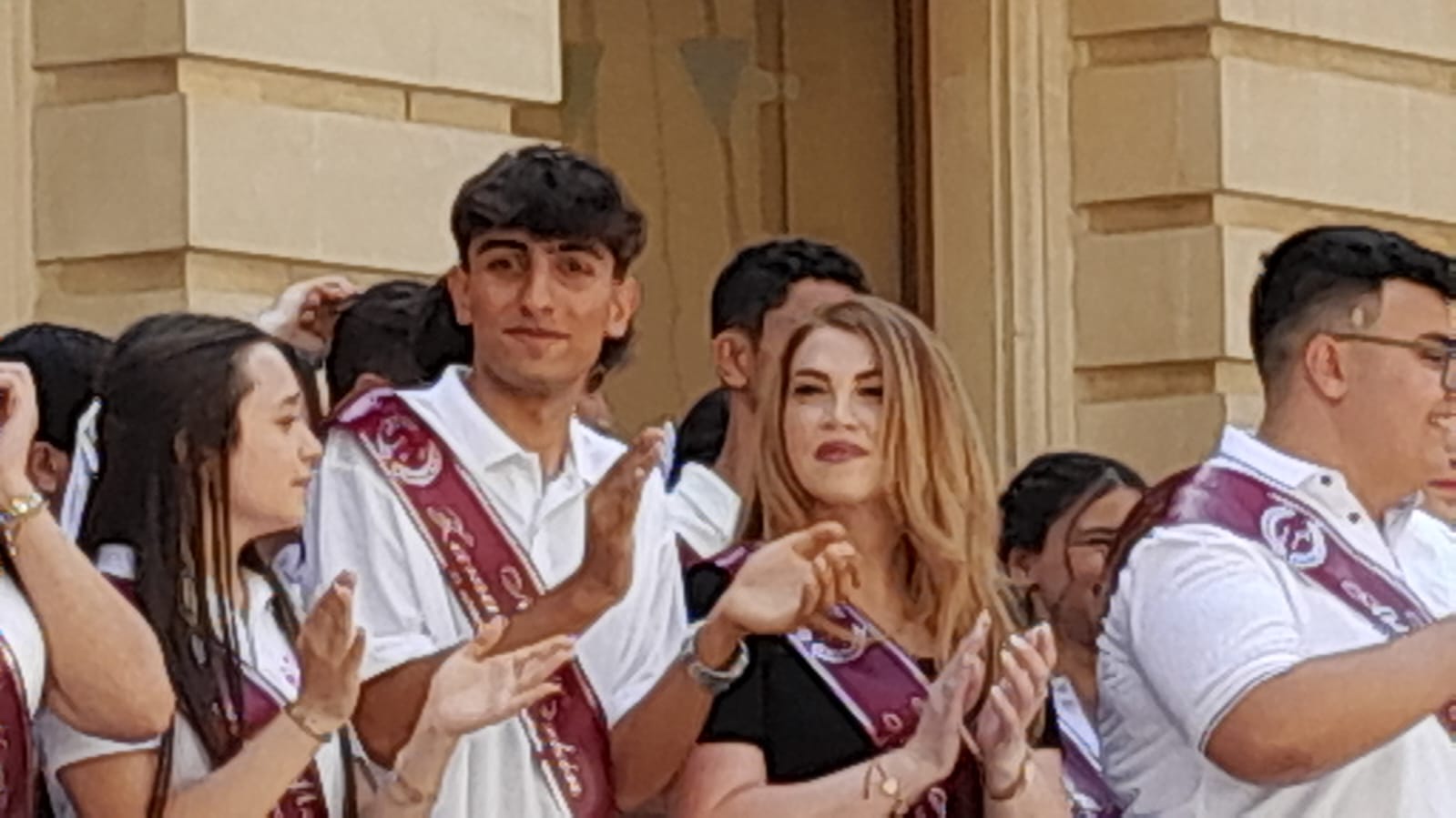 Məktəblərdə “Son zəng” çalınır - FOTOLAR