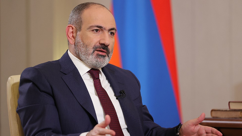 Hakimiyyət savaşı yeni mərhələdə