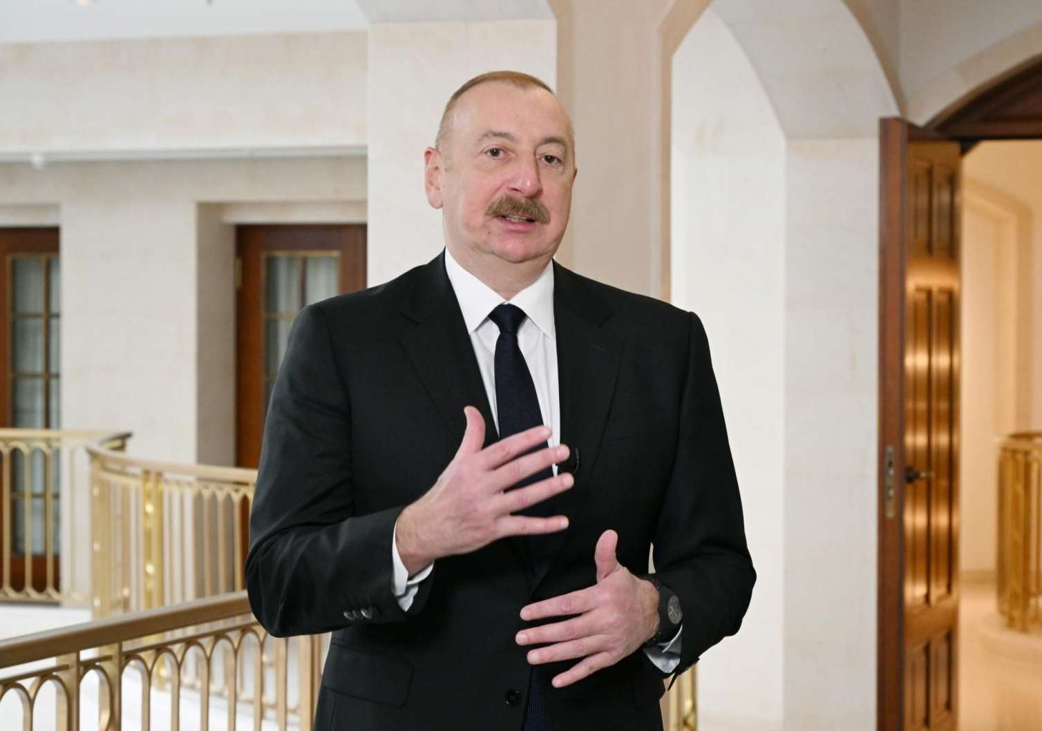 Prezident: "Olduqca mürəkkəb geosiyasi proseslər baş verir"