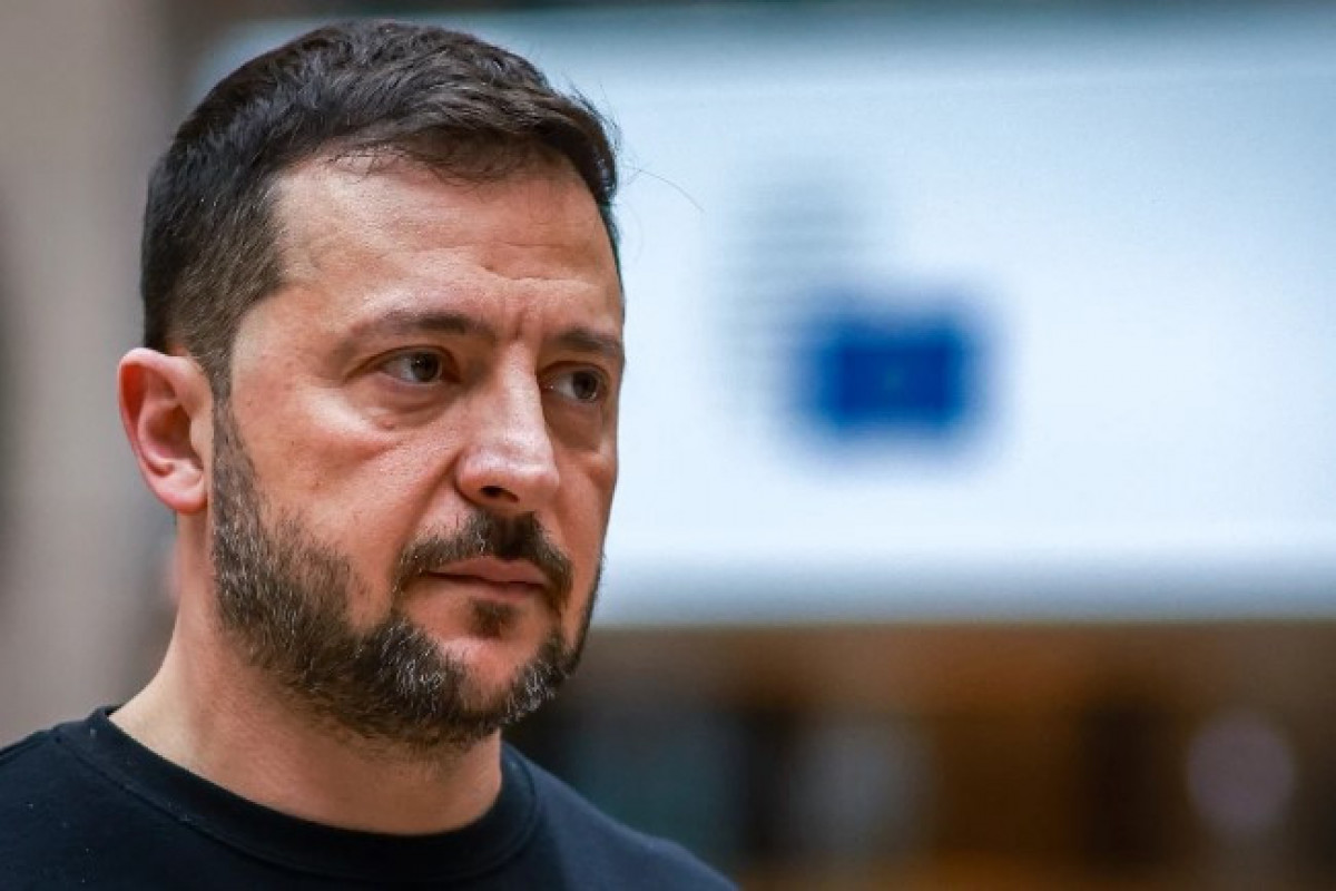 Zelenski: Dünya Yaxın Şərqi seyr edərkən Rusiya enerji sistemimizə zərbə endirmək istəyir