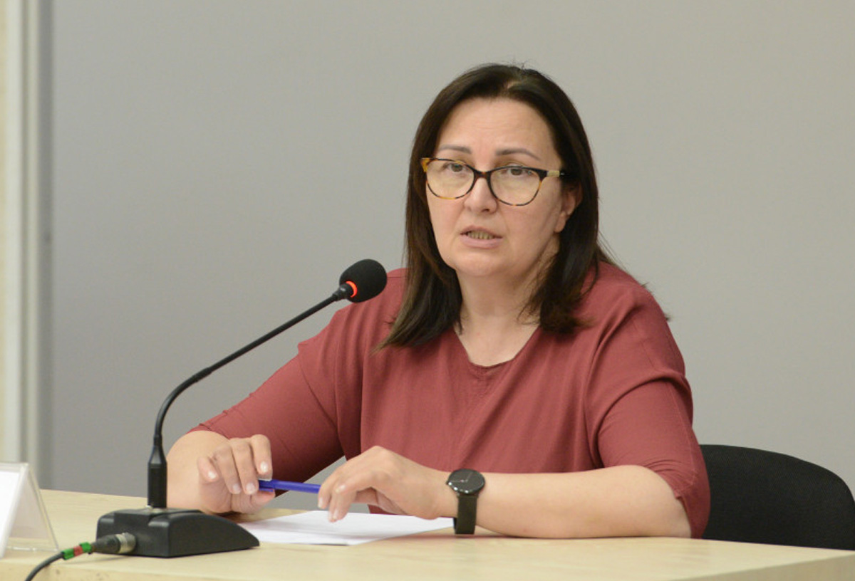 Agentlik: "Valideyn savadlı müəllim istəyir"
