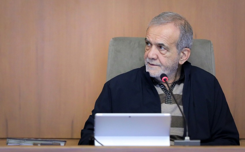 Pezeşkian: "Xalq bizimlə olsa..."