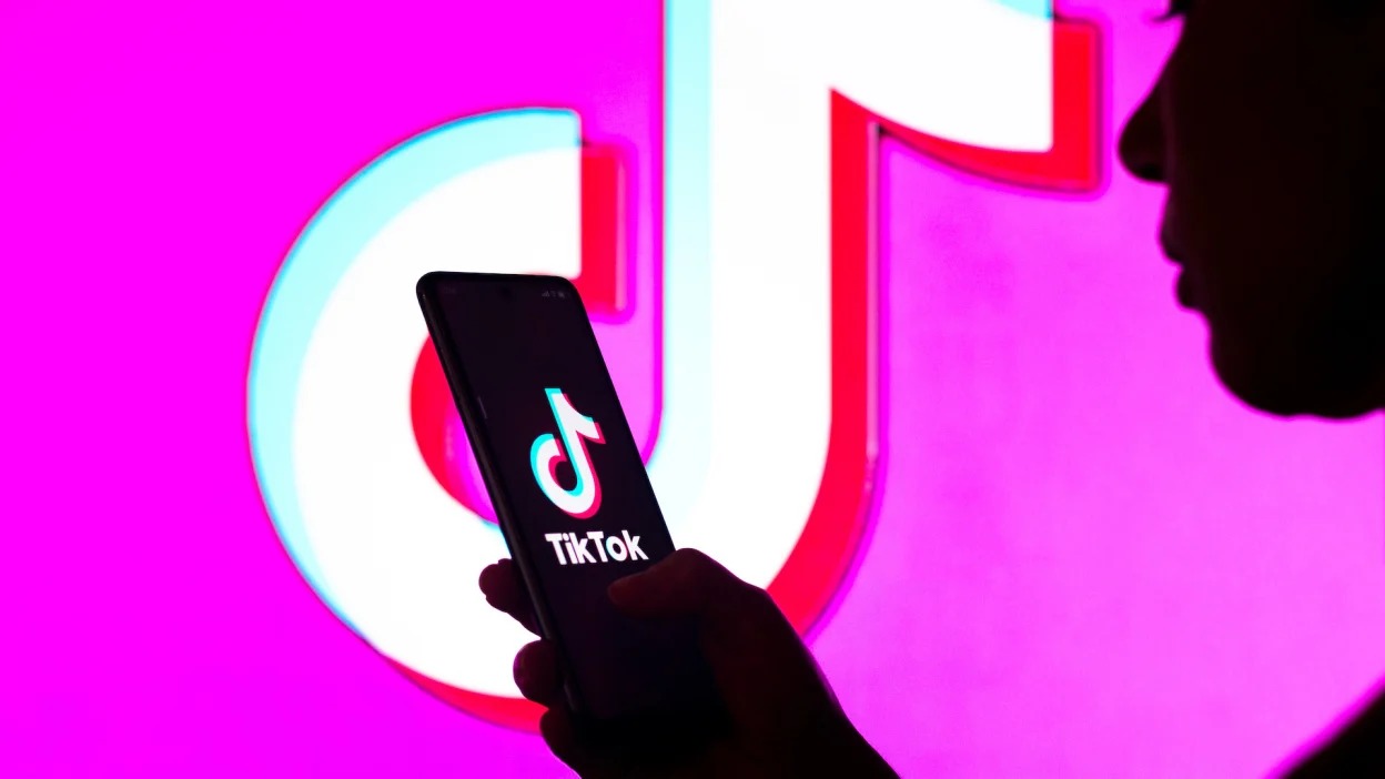 Tramp "Tik Tok"la bağlı QƏRAR VERDİ