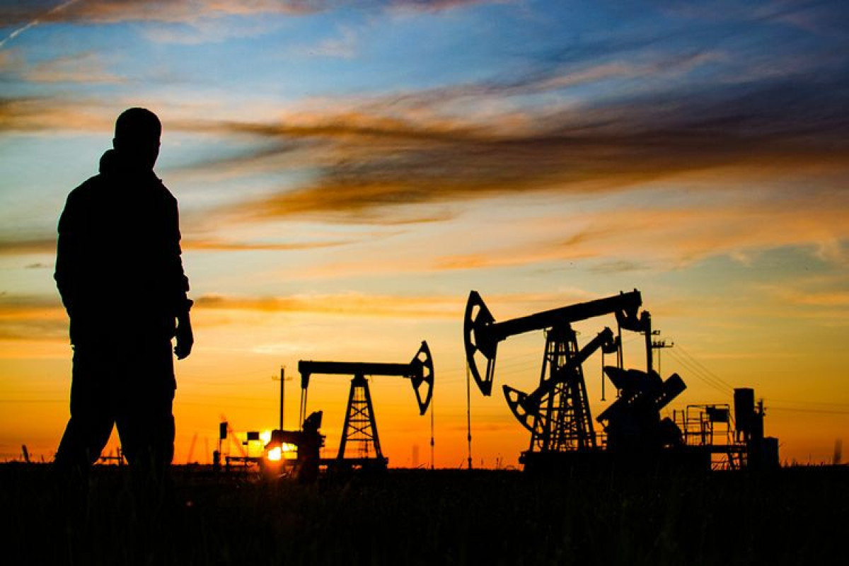 “Brent” nefti yenidən ucuzlaşır: WTI isə bahalaşır