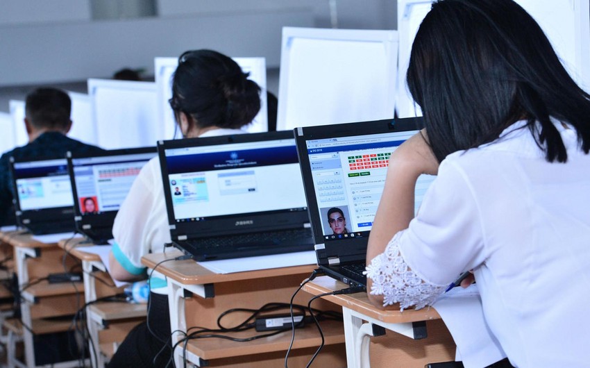Bugünkü sertifikasiya imtahanlarında 3 300 müəllim istirak edib