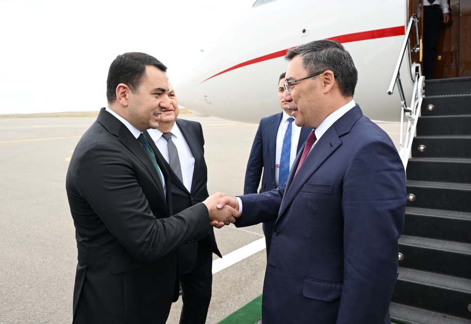 Sadır Japarov Azərbaycana GƏLDİ - FOTO