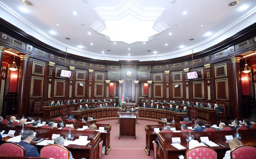 Ali Məhkəmə inzibati mübahisələrə dair işlərlə bağlı qərar qəbul edib