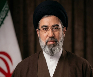 Xamenei 2 min məhbusu əfv etdi