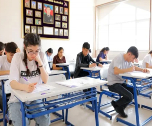 350-yə yaxın məktəb kağız jurnaldan imtina edib