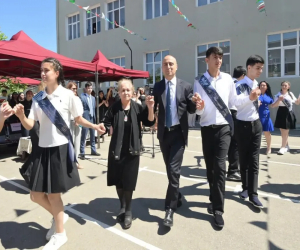 Elm və təhsil naziri “Son zəng” tədbirində iştirak etdi - FOTOLAR