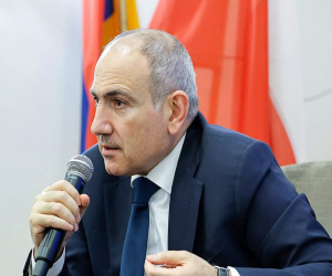 “Onları Ermənistanda inqilaba çağırıram” - Nikol Paşinyan
