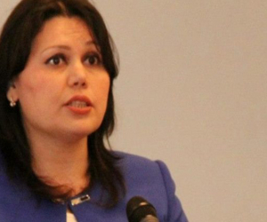 Məktəb direktoruna kabinetində xəsarət yetirdi: Bu cəza verildi