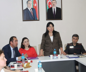 “Təhsilə yaxın, təhlükədən uzaq” layihəsi çərçivəsində konfrans təşkil edilib