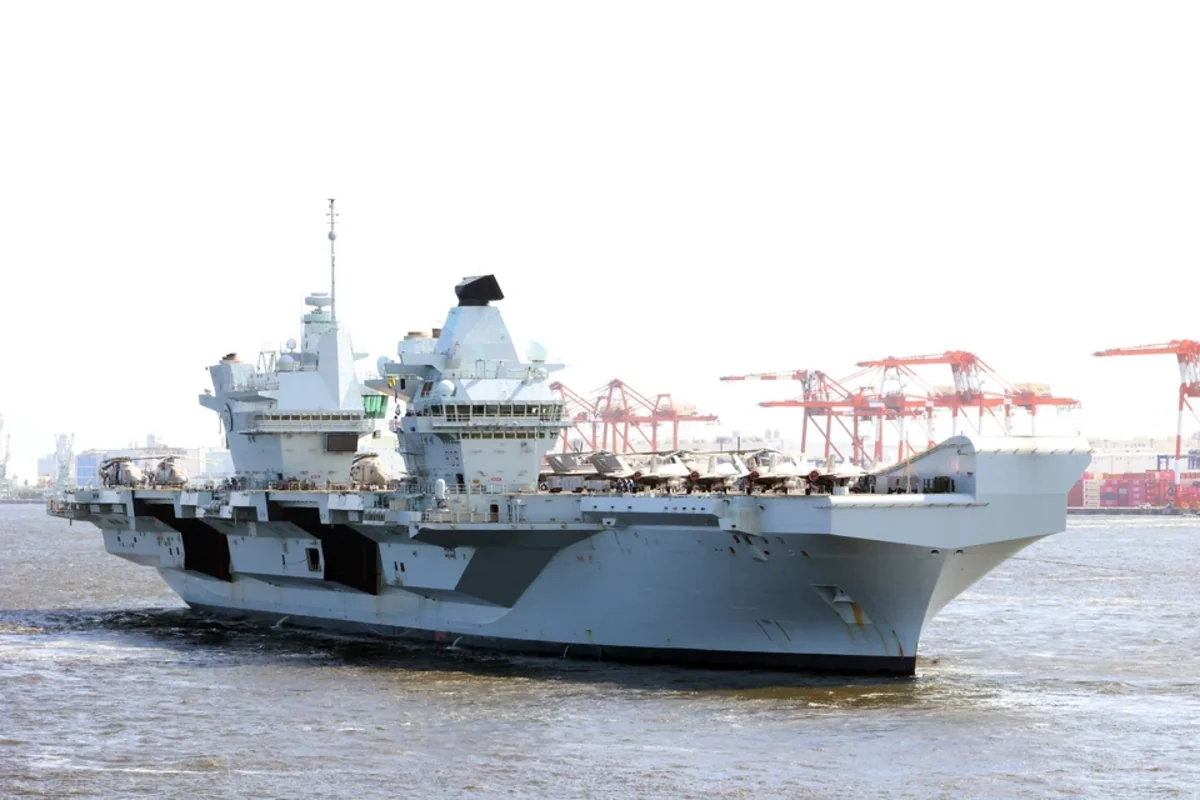 Britaniyanın aviadaşıyıcısı NATO təlimlərində sıradan çıxdı