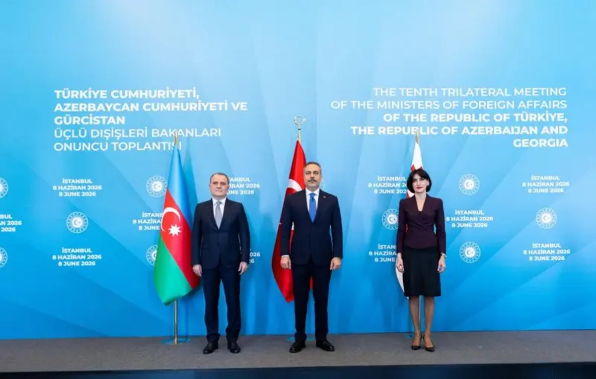Türkiyə, Azərbaycan və Gürcüstan XİN başçıları İstanbul Bəyannaməsi imzalayıblar