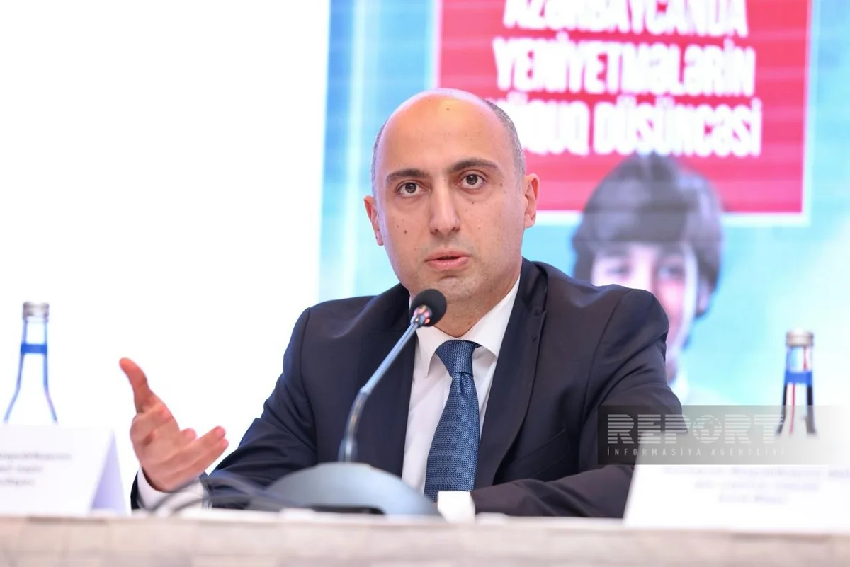Emin Əmrullayev: "Uşaqların sosial mediadan istifadəsinin tənzimlənməsi vacibdir"