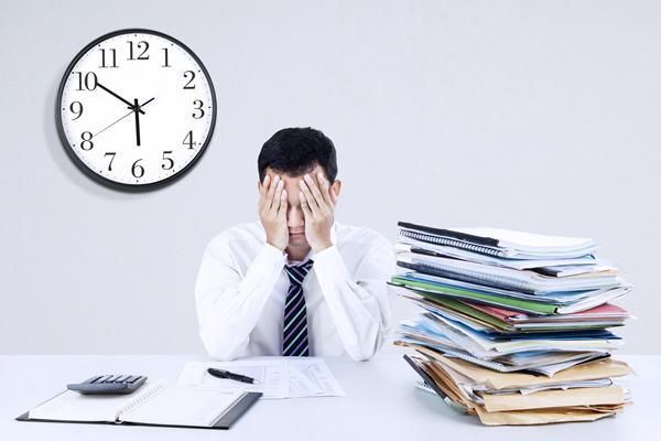 9-6 rejiminə son: Azərbaycanda iş saatları dəyişir