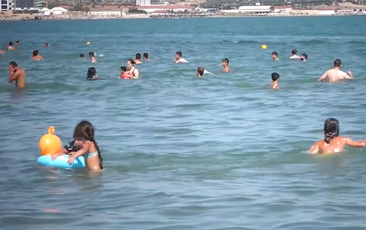 Çimərlikdə bunları etmək qadağandır - Nazirlikdən çağırış