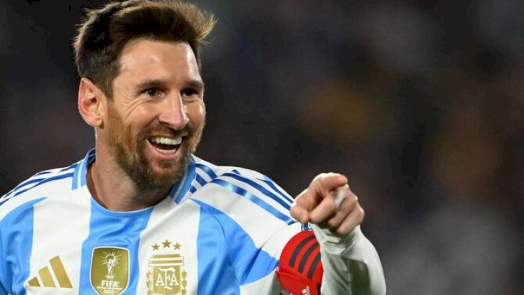 “Messi dəlidir” - Şair argentinalını vəsf etdi