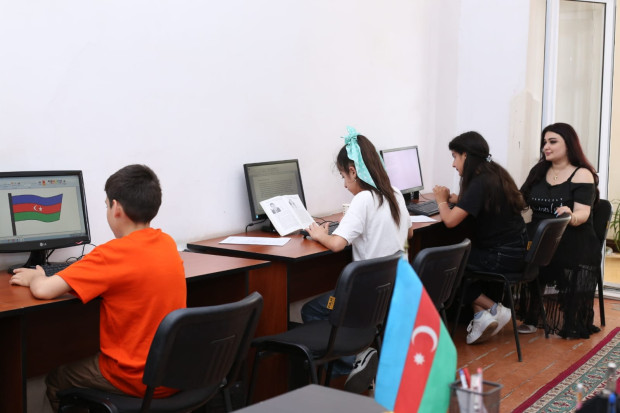 “Valideyn himayəsindən məhrum qalmış uşaqlarla iş” layihəsinin ikinci təlimi