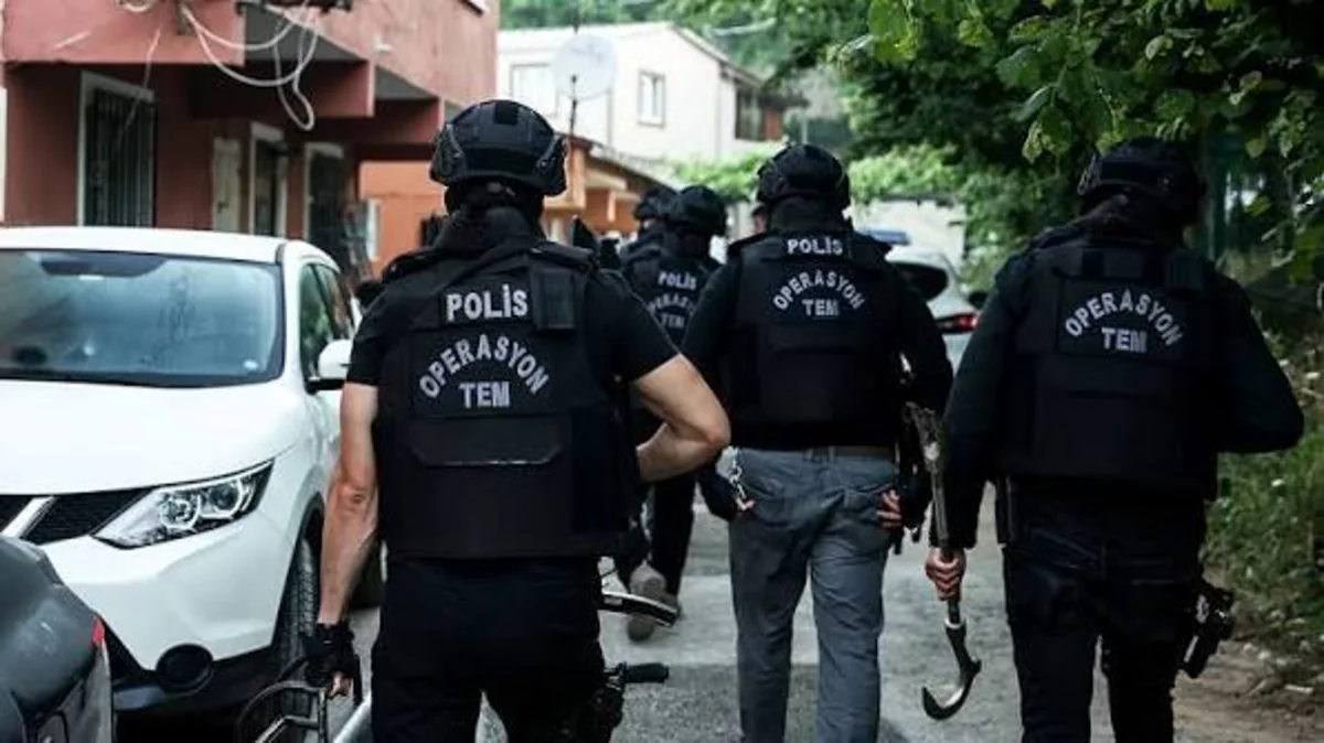 Adanada polis əməliyyat keçirib: 58 narkotacir tutulub