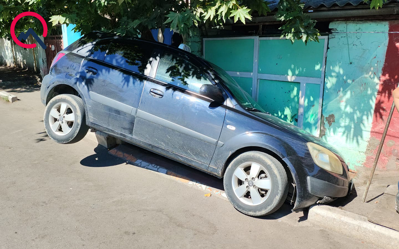 Sükan arxasında infarkt keçirən sürücü  ÖLDÜ