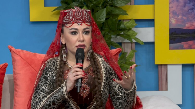 Rəqqasənin yeniyetmə oğlu maşın sürdü – VİDEO