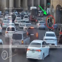 Yol polisi skuterçini faciədən xilas etdi - GÖRÜNTÜ