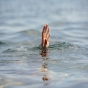 Lənkəranda bir nəfər şəlalədə çimərkən batıb