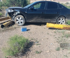 Ordubadda avtomobil qaz xəttinə çırpılıb