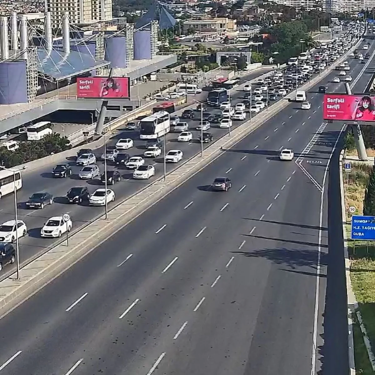 Bakıda 5 istiqamətdə tıxac müşahidə olunur