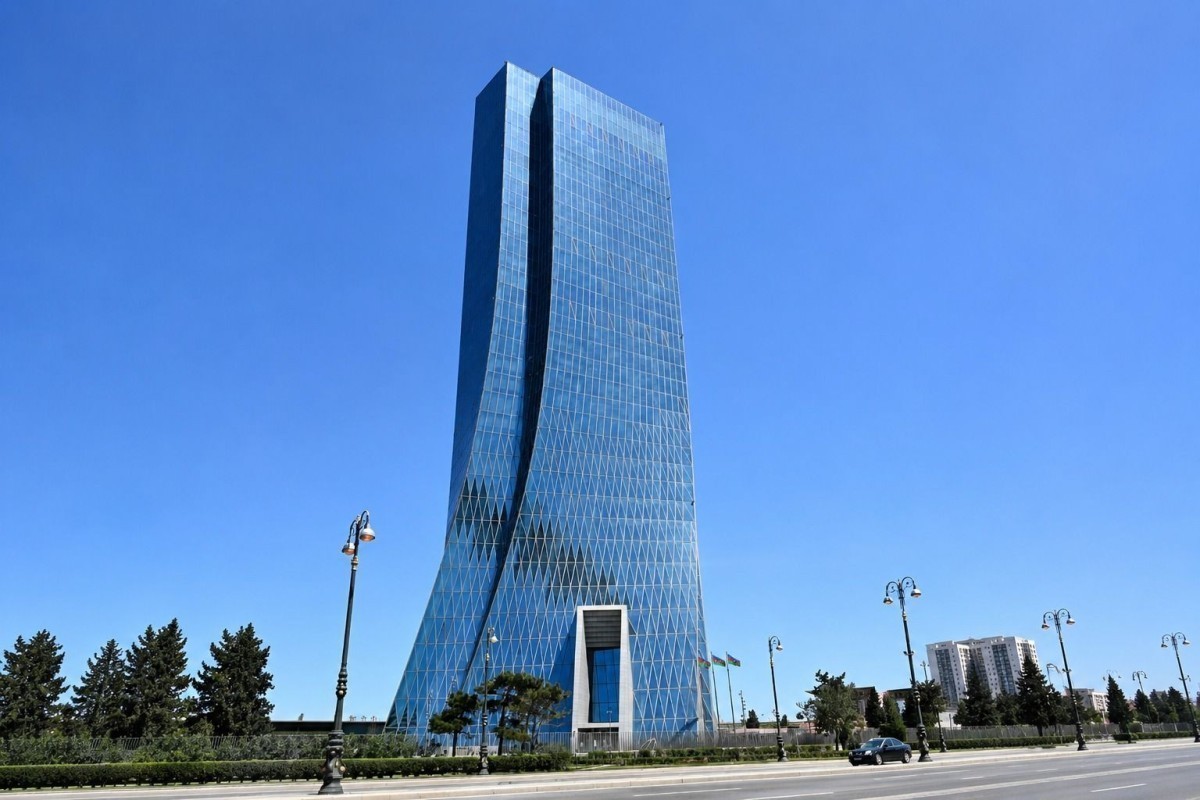 Mərkəzi Bankın valyuta ehtiyatları 13 mlrd. dolları ötüb