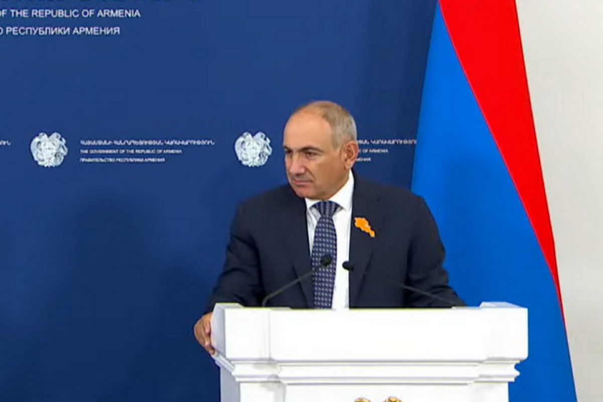 Paşinyan: "İrəvan Moskva ilə dialoqu davam etdirəcək"