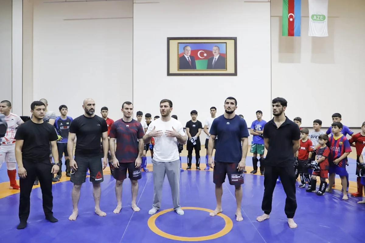 Naxçıvanda UFC döyüşçüsü Fərman Həsənovun ustad dərsi keçirilib - FOTOLAR