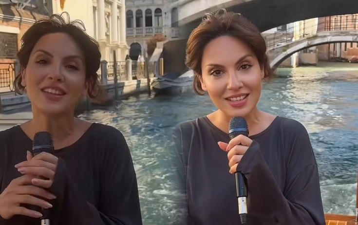 Venesiyada italyanlar üçün "Nazəndə sevgilim" oxudu