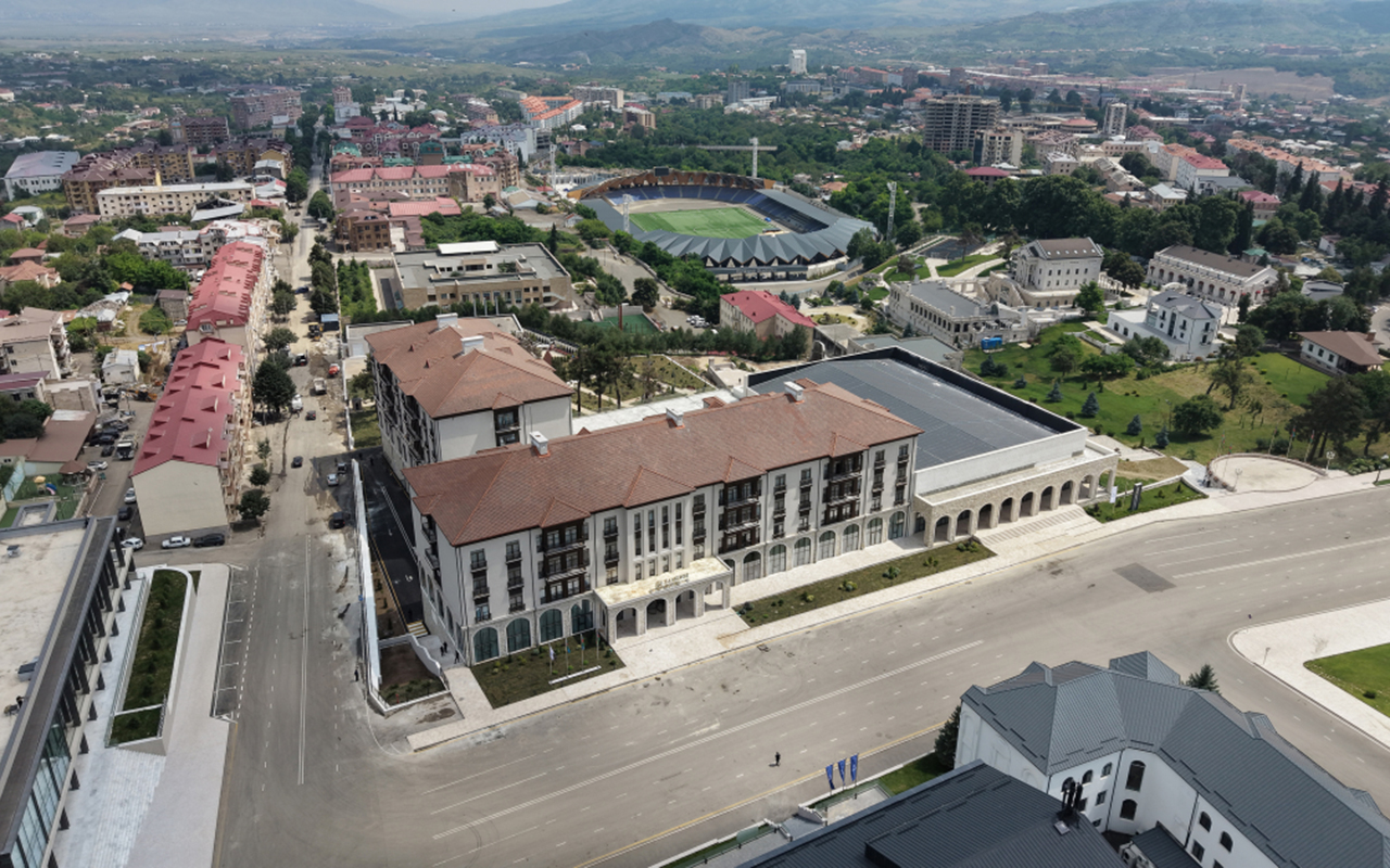 Yeni hoteldə 45 nəfərə iş veriləcək: 20-si Qarabağ sakinidir