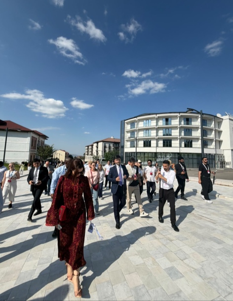 Şuşa Qlobal Media Forumunun iştirakçıları Xankəndi və Xocalıda - FOTOLAR